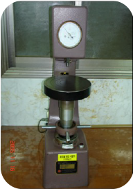 Rockwell Hardness Testing Machine